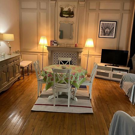 Eglantine Appartement Centre Historique De ディナン エクステリア 写真