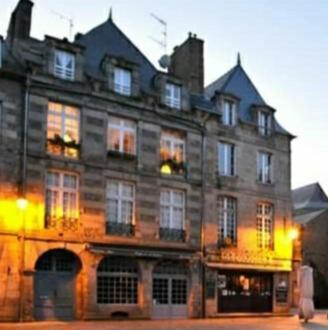 Eglantine Appartement Centre Historique De ディナン エクステリア 写真